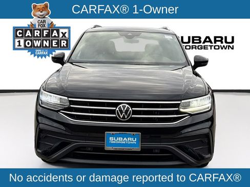 Used 2022 Volkswagen Tiguan SE image 2