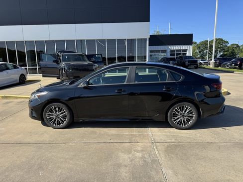 Used 2024 Kia Forte GT-Line w/ GT-Line Premium Package image 23