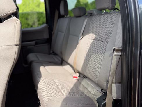 Used 2015 Ford F150 XLT AWD/4WD image 23