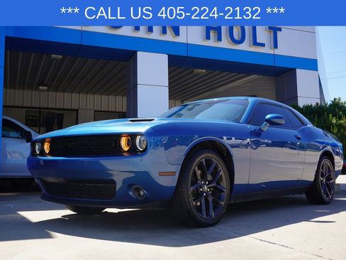 Used 2023 Dodge Challenger SXT w/ Blacktop Package RWD image 1