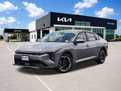 New 2026 Kia K4 EX