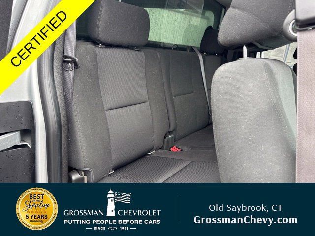 Used 2012 Chevrolet Silverado 2500 LT w/ Interior Plus Package AWD/4WD image 18