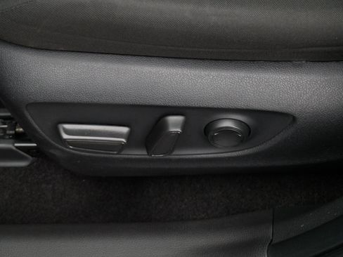 Certified 2025 Toyota RAV4 XLE AWD/4WD image 20