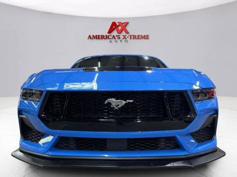 Used 2024 Ford Mustang GT RWD image 9