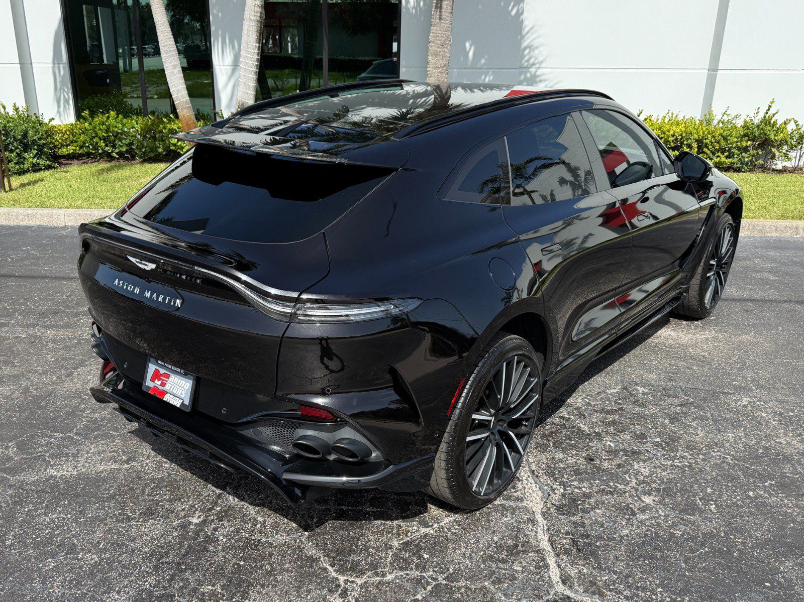 Used 2023 Aston Martin DBX 707 AWD/4WD image 17