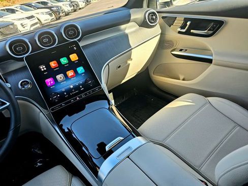 Certified 2025 Mercedes-Benz GLC 300 4MATIC image 34