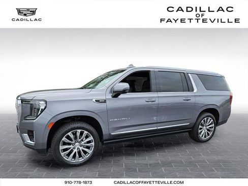 Used 2021 GMC Yukon XL Denali w/ Denali Ultimate Package AWD/4WD image 1