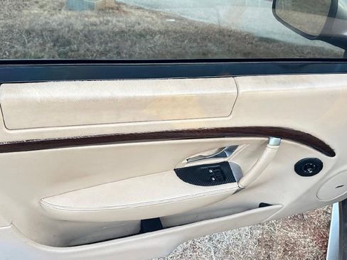 Used 2011 Maserati GranTurismo S image 19