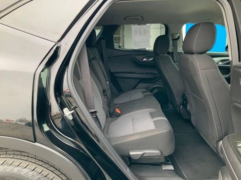 Used 2025 Chevrolet Blazer LT image 17