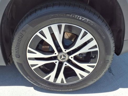 Used 2025 Mercedes-Benz GLA 250 image 5