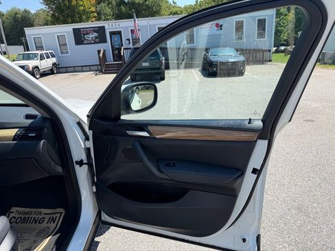 Used 2014 BMW X3 xDrive28i AWD/4WD image 13