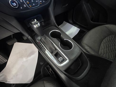 Used 2019 Chevrolet Equinox LT w/ Sun & Navigation Package FWD image 22