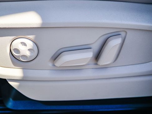 Certified 2023 Audi Q5 2.0T Premium AWD/4WD image 23