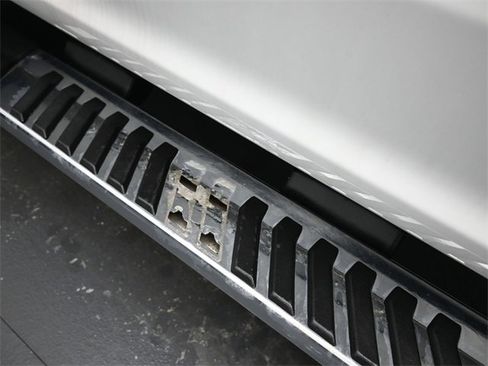 Used 2019 Ford F250 XLT w/ XLT Premium Package image 11