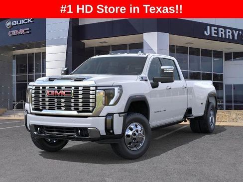 New 2026 GMC Sierra 3500 Denali w/ Denali Reserve Package image 6