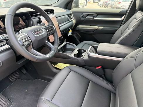 New 2027 GMC Terrain Elevation w/ Elevation Premium Package FWD image 17