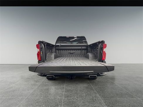 Used 2022 Chevrolet Silverado 1500 LT Trail Boss w/ Protection Package image 13