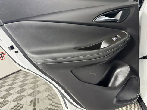 Used 2021 Buick Encore GX Preferred image 39