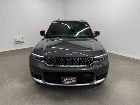 Used 2022 Jeep Grand Cherokee L Summit image 2