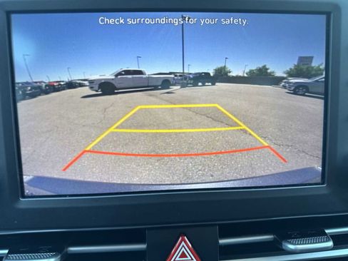 Used 2023 Hyundai Elantra SEL FWD image 26