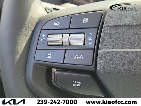 New 2026 Kia Sportage SX FWD image 25