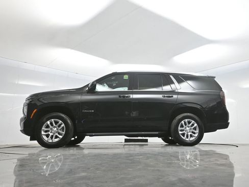 Used 2025 Chevrolet Tahoe LT AWD/4WD image 7
