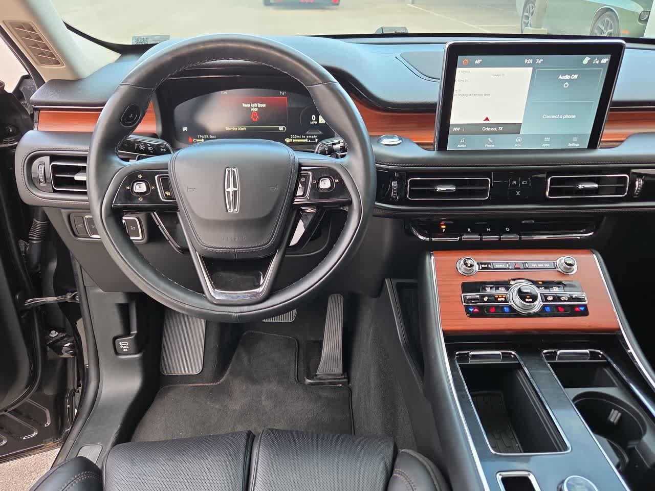 Used 2024 Lincoln Aviator Reserve w/ Equipment Group 201A AWD/4WD image 14