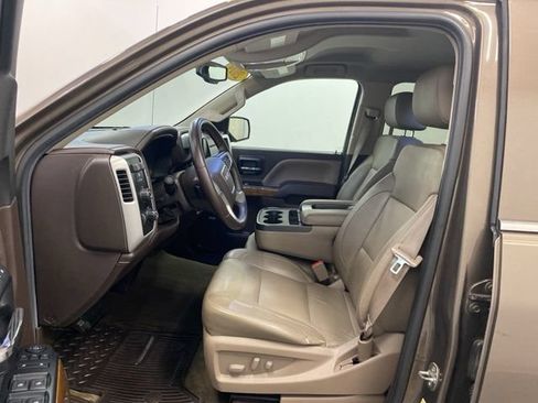 Used 2014 GMC Sierra 1500 SLT w/ SLT Crew Cab Value Package AWD/4WD image 9