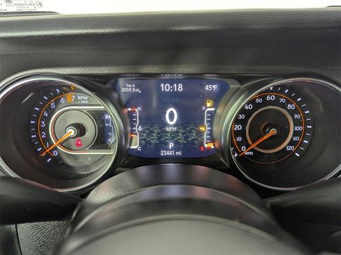 Used 2022 Jeep Gladiator Sport image 36