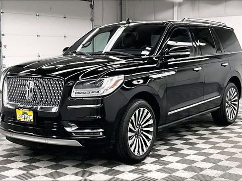 Used 2018 Lincoln Navigator Reserve w/ Technology Package image 11