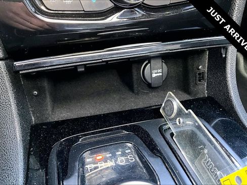 Used 2023 Chrysler 300 S w/ Comfort Group image 15