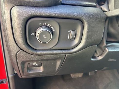 Used 2024 RAM 1500 Laramie image 8