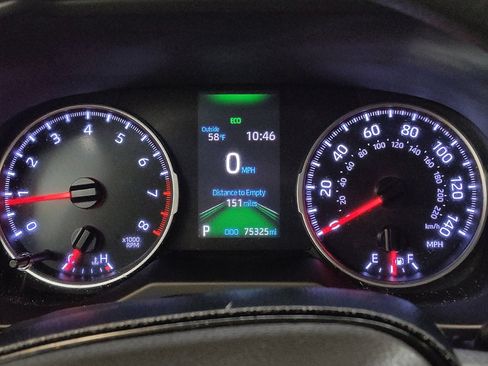 Used 2019 Toyota RAV4 LE FWD image 23