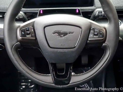 Used 2022 Ford Mustang Mach-E GT w/ GT Performance Edition AWD/4WD image 18