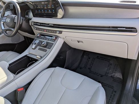 Used 2025 Hyundai Palisade SEL FWD image 32