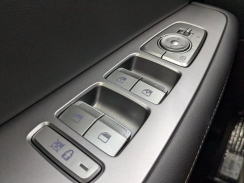 Used 2025 Hyundai Palisade Limited image 22