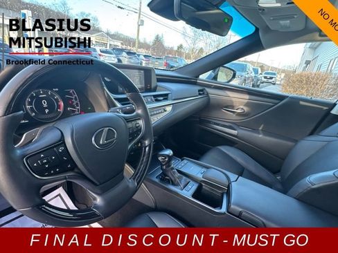 Used 2021 Lexus ES 350 w/ Premium Package image 12
