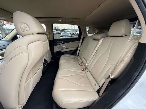 Certified 2024 Acura RDX w/ Technology Package image 13