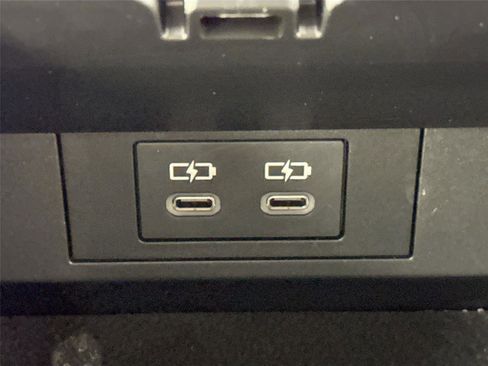 Certified 2025 Toyota Prius Plug-In Hybrid image 35