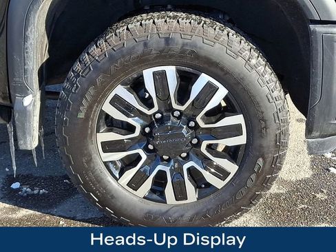 Used 2025 GMC Sierra 2500 Denali Ultimate image 12