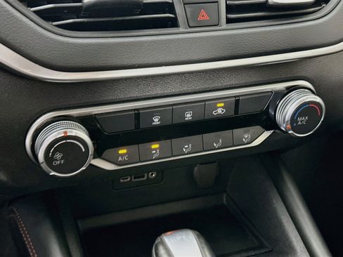 Used 2022 Nissan Altima 2.5 SR FWD image 22