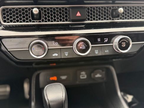 Used 2023 Honda Civic Sport image 13