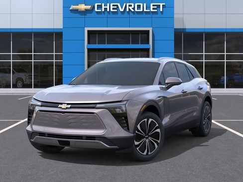 Used 2024 Chevrolet Blazer EV LT AWD/4WD image 6