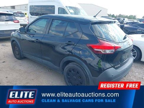 Used 2020 Nissan Kicks S FWD image 6