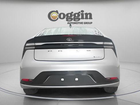 New 2026 Toyota Prius Plug-In Hybrid image 15
