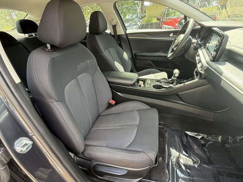 Used 2021 Kia K5 LXS FWD image 7