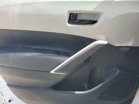 Used 2023 Toyota Corolla Cross LE FWD image 19