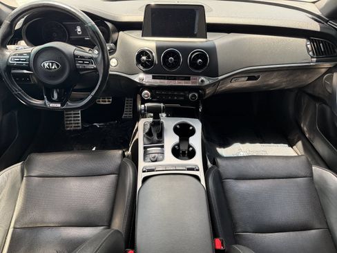 Used 2019 Kia Stinger GT1 AWD/4WD image 11
