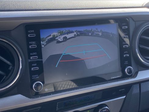 Used 2022 Toyota Tacoma SR5 image 7