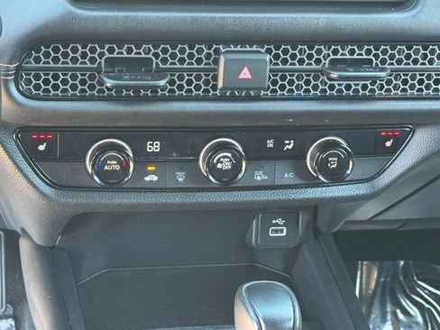 Certified 2025 Honda HR-V Sport image 19